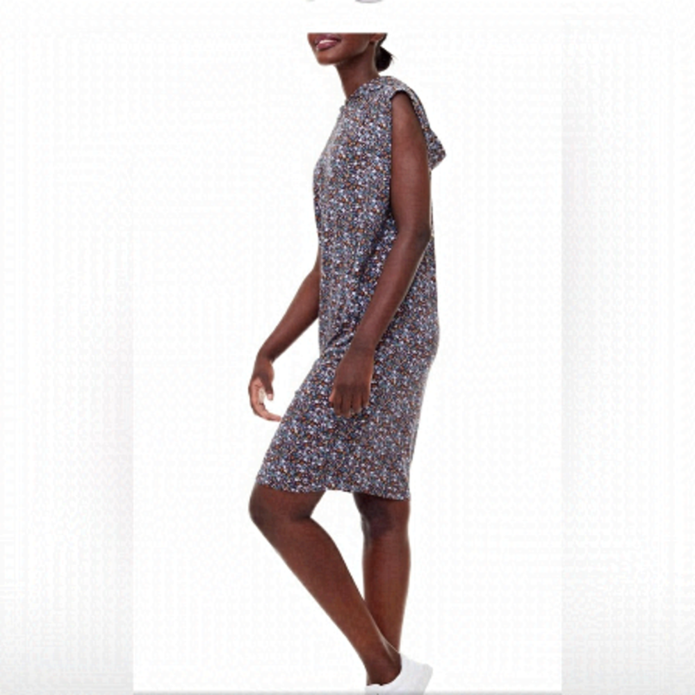 ILTM (I Love Tylor Madison) Salma floral hoodie dress